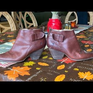 Frye Regina Chelsea Bootie